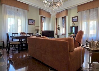 Interni - Appartamento via Giuseppe Casaregis, 1, Genova (zona Foce) - foto 10