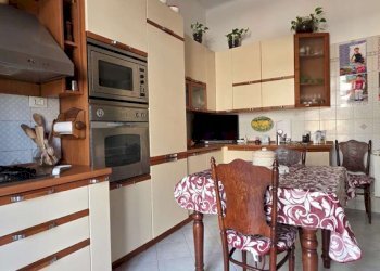 Interni - Appartamento via Giuseppe Casaregis, 1, Genova (zona Foce) - foto 13