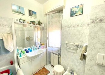 Bagno - Quadrilocale corso Europa, 40, Genova (zona Borgoratti) - foto 18