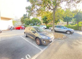 Zona - Quadrilocale corso Europa, 40, Genova (zona Borgoratti) - foto 19