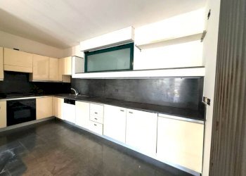 Cucina - Appartamento via Aurelia, 10, Chiavari - foto 14