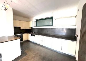 Cucina - Appartamento via Aurelia, 10, Chiavari - foto 15