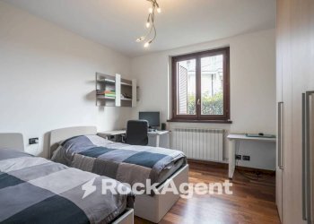 Camera da letto - Trilocale via Sandro Pertini, 22, Treviolo - foto 18