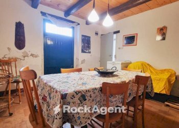 Salone - Rustico Frazione Montale, 136, Arcevia - foto 6