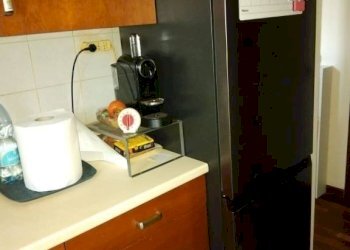 Cucina - Bilocale via Piave, 12, Cesano Boscone - foto 11