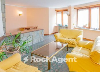 Salone - Quadrilocale viale Roma, 81, Bardonecchia - foto 27