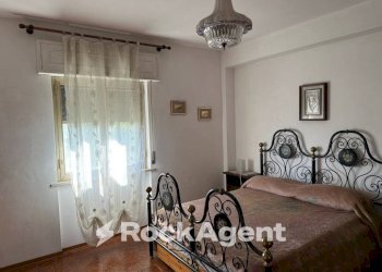 Camera da letto - Villa via Val di Foro, 81, Villamagna - foto 16