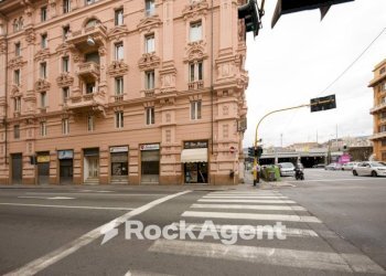 Cafeteria - Cold Bar via Giovanni Tommaso Invrea, Genova (neighborhood Centro) - photo 16