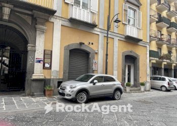 Cortile interno - Ufficio via Roma, Castelvetere sul Calore - foto 31