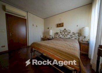 Camera da letto - Quadrilocale via Giovanni Battista Melis, 9, Sassari - foto 15