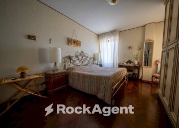 Camera da letto - Quadrilocale via Giovanni Battista Melis, 9, Sassari - foto 16