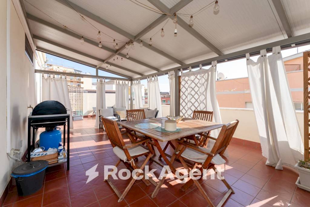 Attic via Santa Maria della Stella, 16b, Catania - photo 1