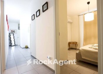 Disimpegno - Quadrilocale vico San Maria Ad Agnone, 18, Napoli - foto 2