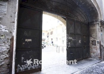 Zona - Quadrilocale vico San Maria Ad Agnone, 18, Napoli - foto 32