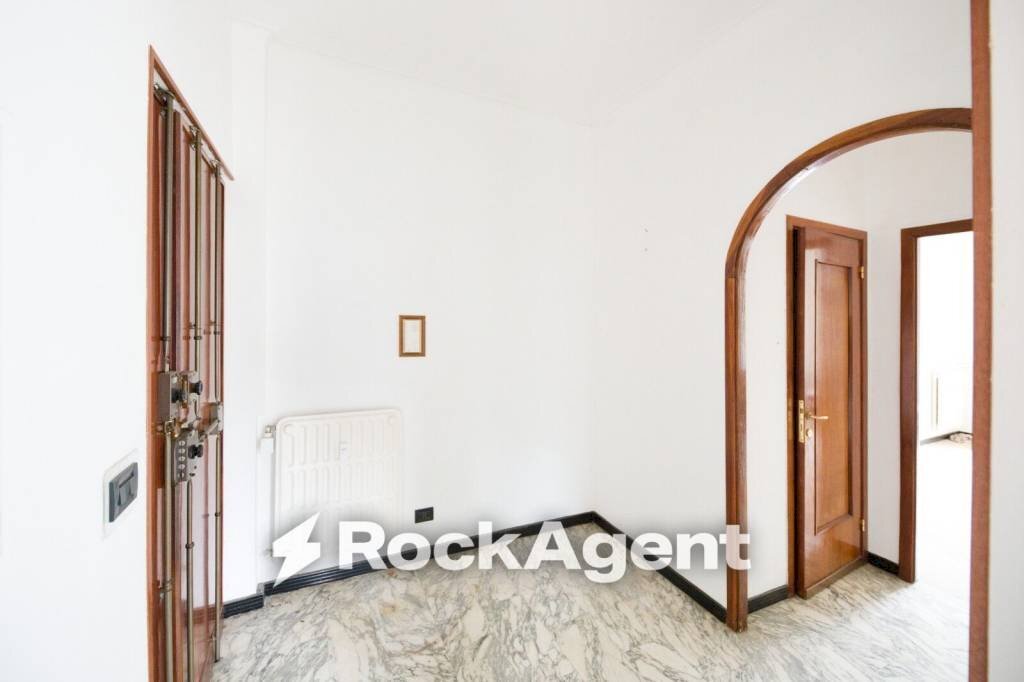 Ingresso - Bilocale via Monte Oliveto, 25, Genova (zona Pegli) - foto 3