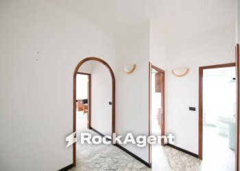 Disimpegno - Two-room apartment via Monte Oliveto, 25, Genova (neighborhood Pegli) - photo 5