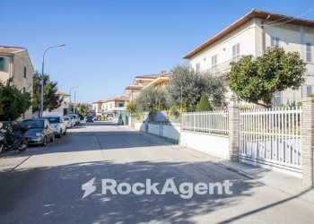 Zona - Casa indipendente via Luigi Migliori, 76, Giulianova - foto 7