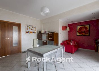 Quadrilocale via Alessi di Turio, 8, Catanzaro - foto 1