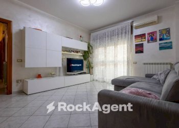 Quadrilocale via Alessi di Turio, 8, Catanzaro - foto 3