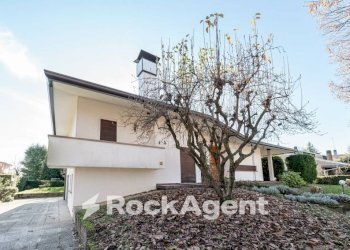 Facciata - Villa via Torino, 20, Selvazzano Dentro - foto 14