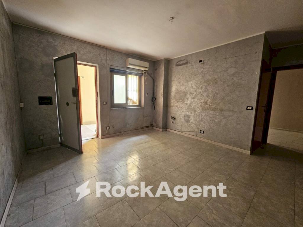 Bilocale traversa Barlaam da Seminara, 52, Catanzaro - foto 1