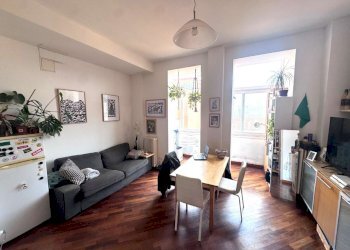 soggiorno - Appartamento via Don Giovanni Minzoni, Bologna (zona Centro Storico) - foto 4