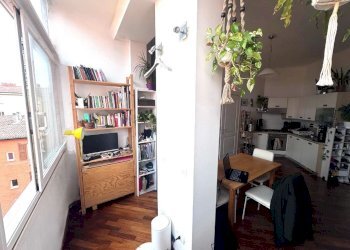 soggiorno - Appartamento via Don Giovanni Minzoni, Bologna (zona Centro Storico) - foto 6