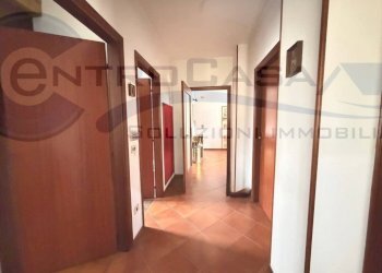Corridoio - Apartment Ozzano dell'Emilia - photo 36