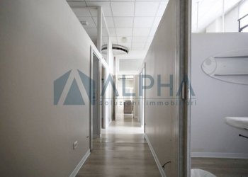 Corridoio - Negozio via Madonna delle Rose, Cesena - foto 12