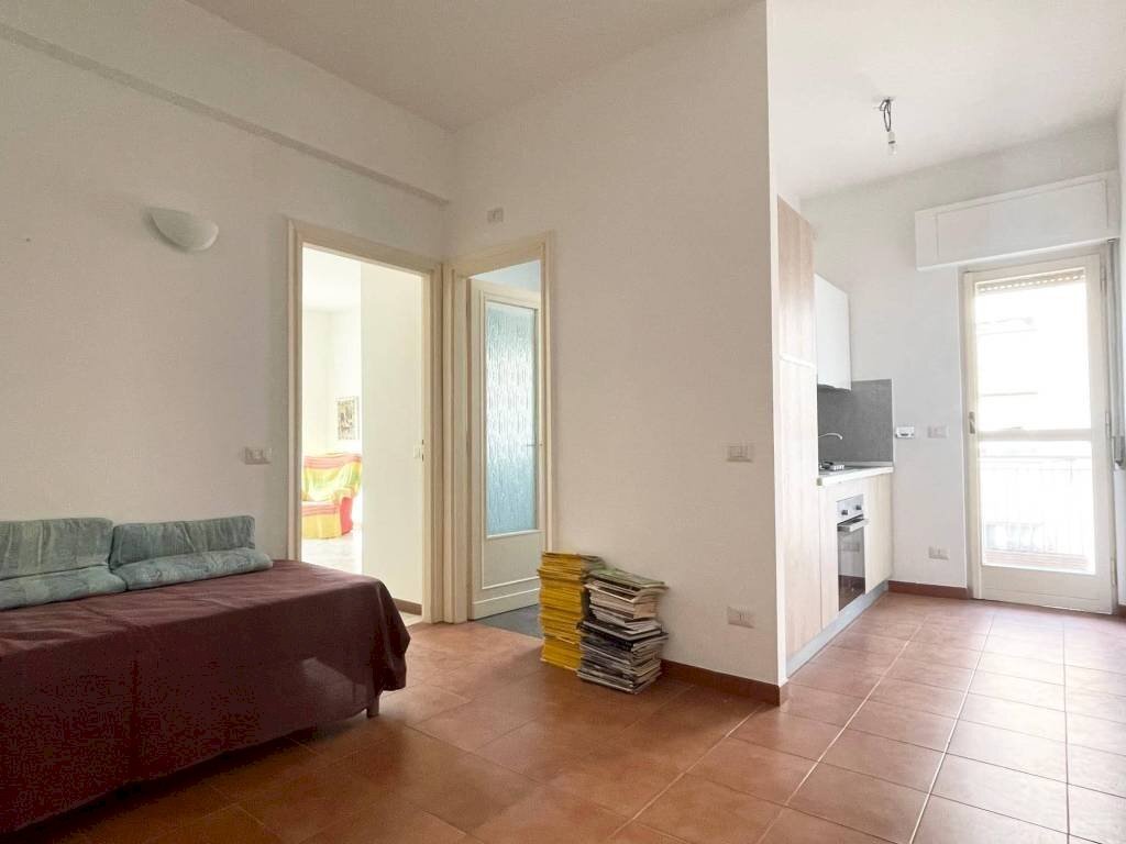 Salone - Bilocale viale Ammiraglio del Bono, Roma (zona Lido di Ostia) - foto 3