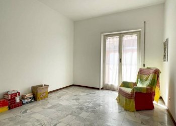 Camera da letto - Bilocale viale Ammiraglio del Bono, Roma (zona Lido di Ostia) - foto 9