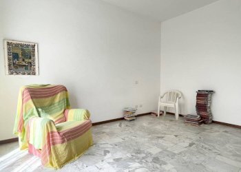 Camera da letto - Bilocale viale Ammiraglio del Bono, Roma (zona Lido di Ostia) - foto 10