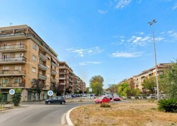 Zona - Bilocale viale Ammiraglio del Bono, Roma (zona Lido di Ostia) - foto 17