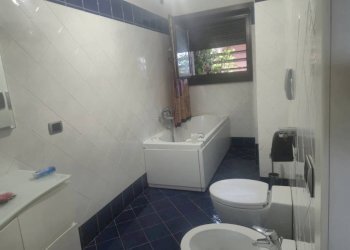 Bagno - Bilocale via Copenaghen, Roma (zona Torrino) - foto 24