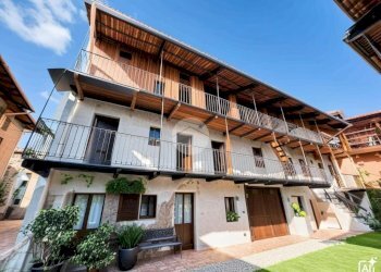 Semi-detached house Via Tre Novembre, Fiorano Canavese - photo 2