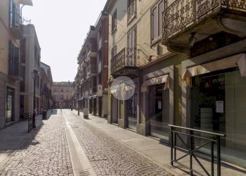 Negozio Via Roma, Chivasso - foto 19