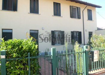 ESTERNO - Three-room apartment Strada Provinciale 130 29, Pavia - photo 2
