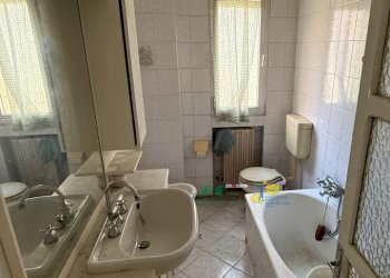 IMG_5147 2.jpg - Appartamento Via Nicolò dell'Abate 30, Modena (zona Circoscrizione 1) - foto 14