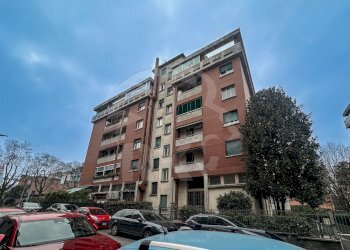 VENDITA QUADRILOCALE SEMIATTICO ZONA COSTA SARAGOZ - Four-room apartment Via Ferruccio Magnani 4, Bologna (neighborhood Saragozza) - photo 2