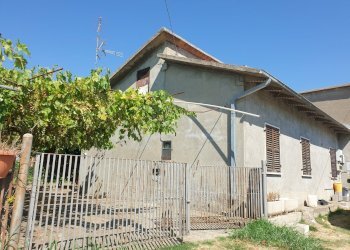 20220725_103357.jpg - Porzione di casa Via Campo della Fiera 60, Alviano - foto 1