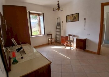 b2074489-001a-4dd3-8f05-a0456b440ee2.jpg - Portion of a house Vocabolo molino 137, Montecastrilli - photo 25