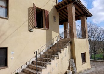 d4a01f96-57e4-4807-ba7d-f101bf98495b.jpg - Portion of a house Vocabolo molino 137, Montecastrilli - photo 28