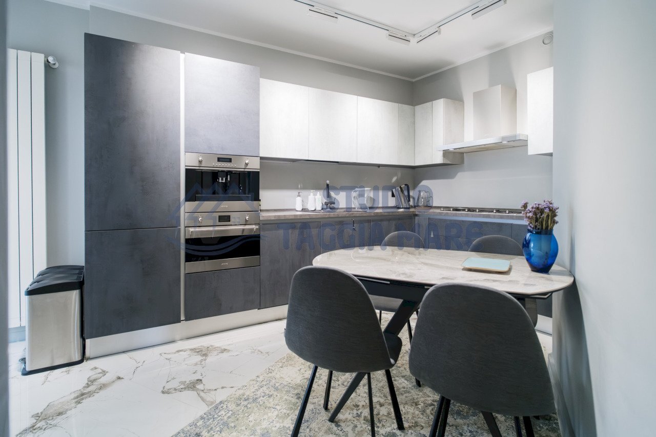 foto-18.jpg - Four-room apartment Via Cristoforo Colombo 52, Taggia - photo 2