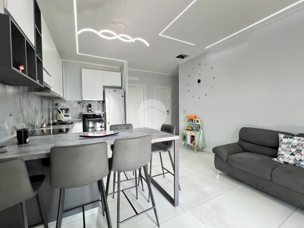 Three-room apartment Via Narciso Gambalunga, Venaria Reale - photo 1