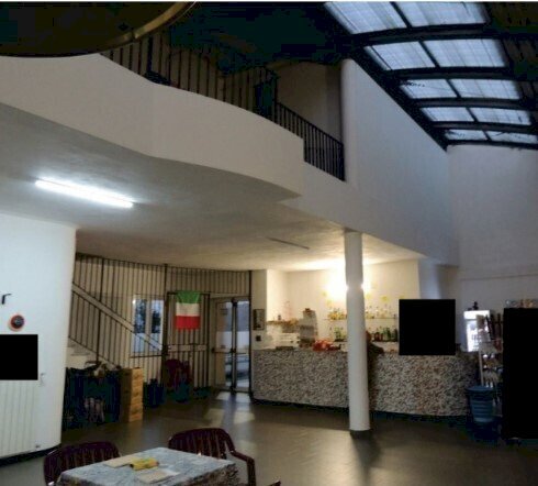 4.jpg - Locale Commerciale all'asta Via Pierino Negrotto Cambiaso 67, Genova (zona Rivarolo) - foto 3