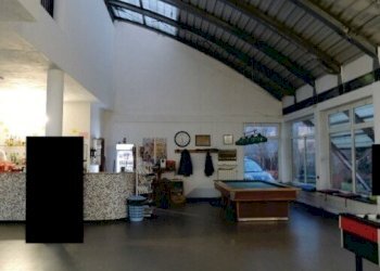 3.jpg - Locale Commerciale all'asta Via Pierino Negrotto Cambiaso 67, Genova (zona Rivarolo) - foto 2