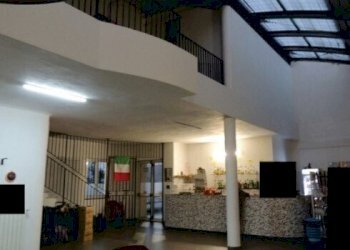 4.jpg - Locale Commerciale all'asta Via Pierino Negrotto Cambiaso 67, Genova (zona Rivarolo) - foto 3