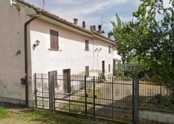 10.jpg - Terratetto - Terracielo all'asta Strada Comunale Cerca 14, Tortona - foto 9