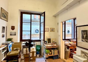 WhatsApp Image 2026-02-25 at 16.58.15 (1).jpeg - Appartamento Piazza Santa Trinita, Firenze - foto 3