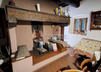 20250113_100438.jpg - Casa indipendente Borgo San Lorenzo - foto 10